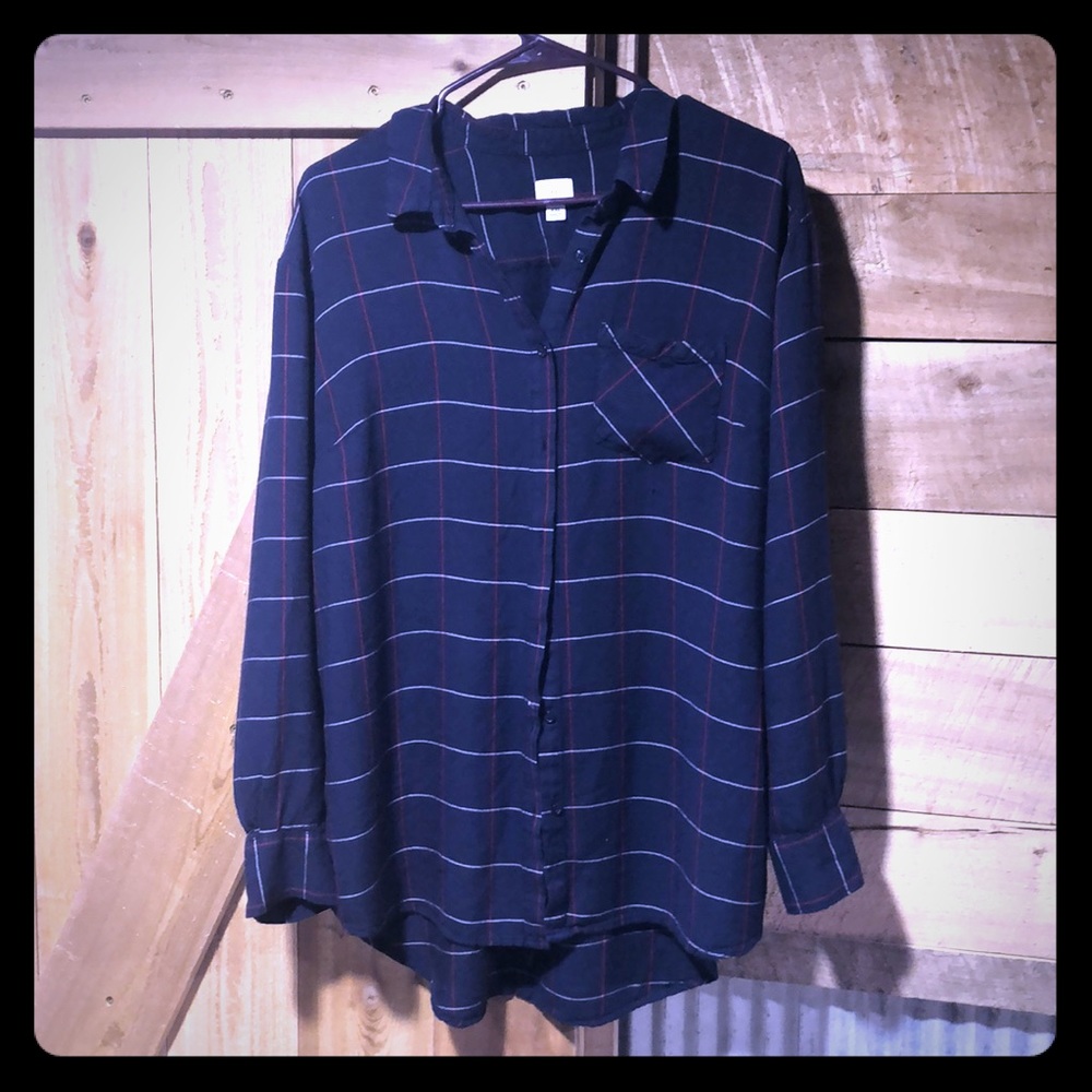 Long sleeve button up shirt